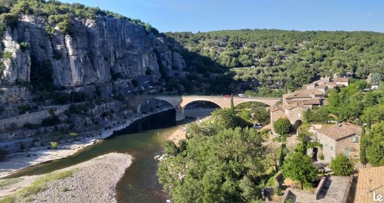 Gite « Les Rives De L'Ardeche » Ucel ภายนอก รูปภาพ